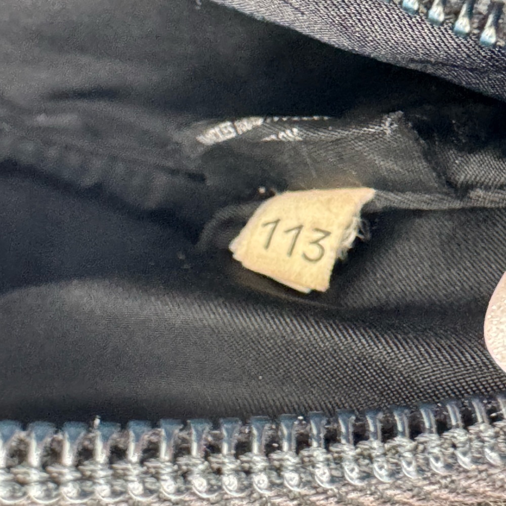 Prada - Authentic - Grey Wool & Black Leather Handbag - Picture 6 of 15